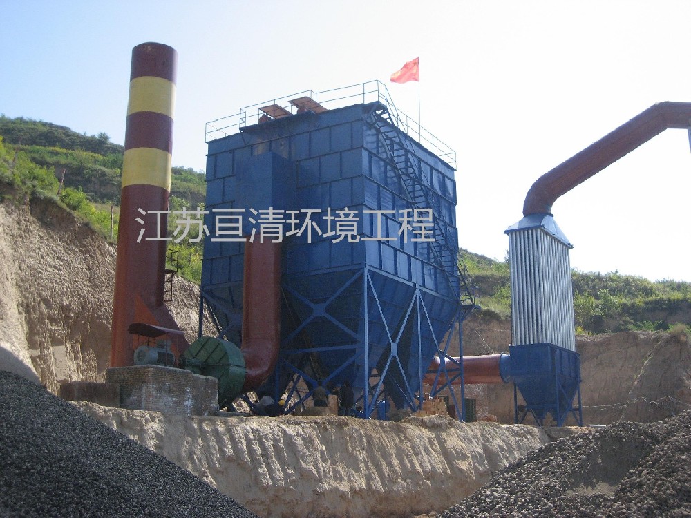 高碳硌铁合金矿热炉布袋除尘器